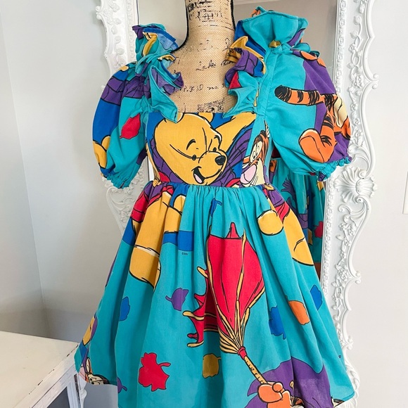 New York Couture One of a Kind Winnie the Pooh Puff Sleeve Dress - Picture 3 of 6
